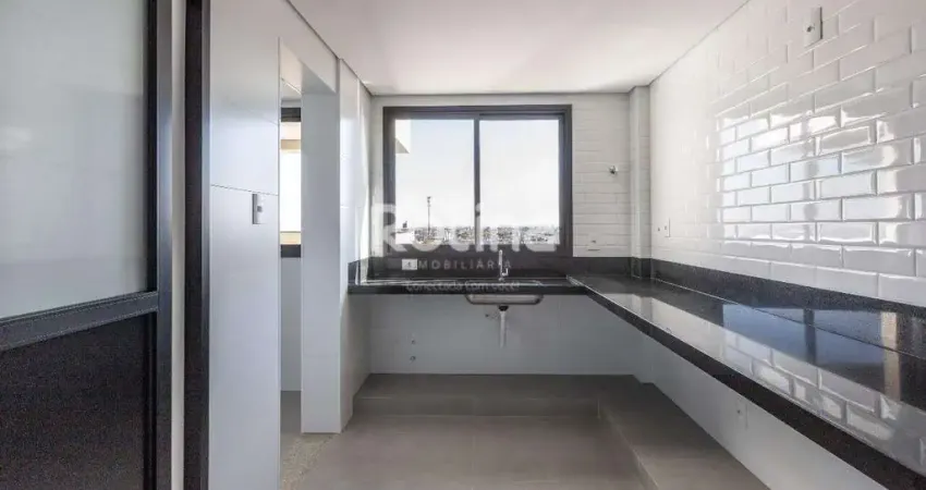 Apartamento com 3 quartos à venda na Rua Rafael Rinaldi, --, Martins, Uberlândia