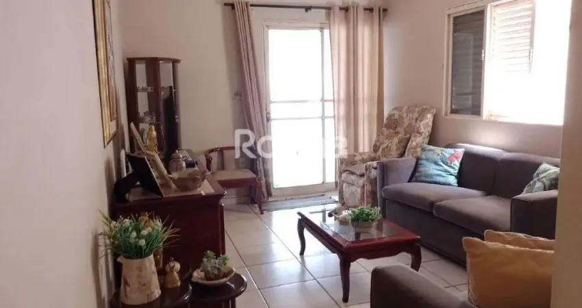 Casa à venda, 3 quartos, brasil - uberlândia/mg - rotina imobiliária