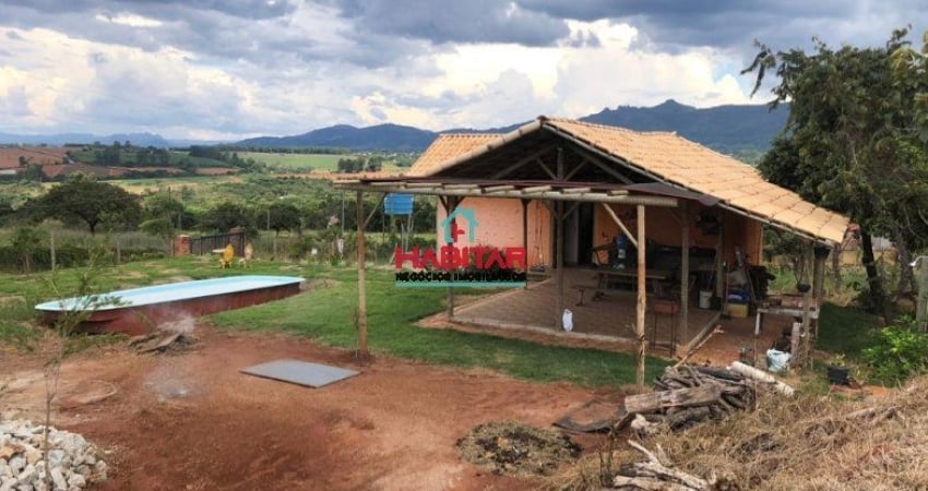 Chácara / sítio com 2 quartos à venda na Rua Pereira Guimarães, Zona Rural, Mateus Leme