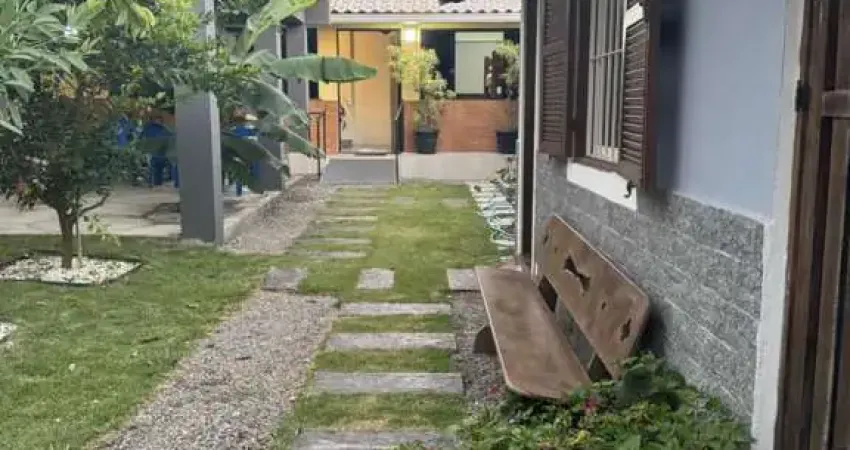 Casa para Venda em Saquarema, Coqueiral, 3 dormitórios, 3 suítes, 5 banheiros, 3 vagas