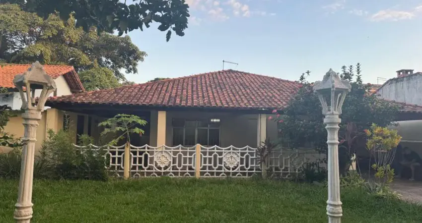 Casa para Venda, Boqueirão, 3 dormitórios, 1 suíte, 3 banheiros, 3 vagas
