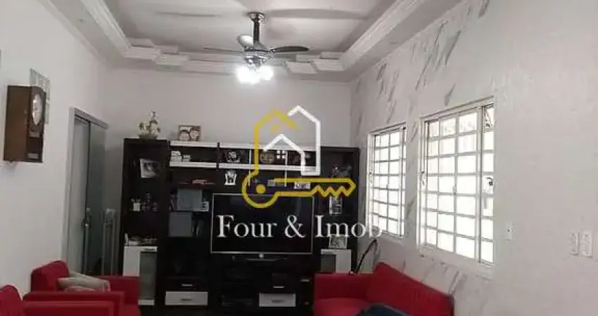 Casa com 3 quartos à venda na Rua Angelina de Lacerda Carvalho, Centro, Araraquara