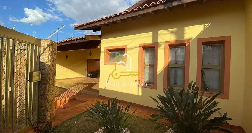 Casa com 3 quartos à venda na Avenida Mauá, Centro, Araraquara