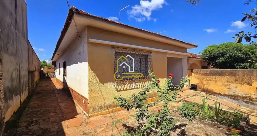 Casa com 3 quartos à venda na Rua Álvaro Waldemar Colino, Vila Melhado, Araraquara