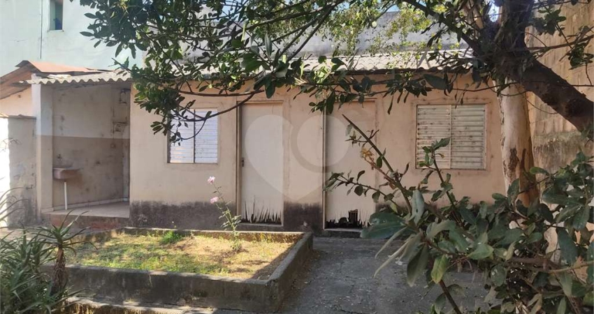 Terreno à venda na Monte Santo, --, Vila Hermínia, Guarulhos