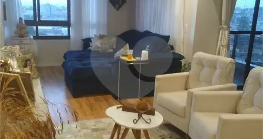 Apartamento à venda com 4 quartos, sendo 1 suíte, no condomínio Lelac Ville, Guarulhos - SP