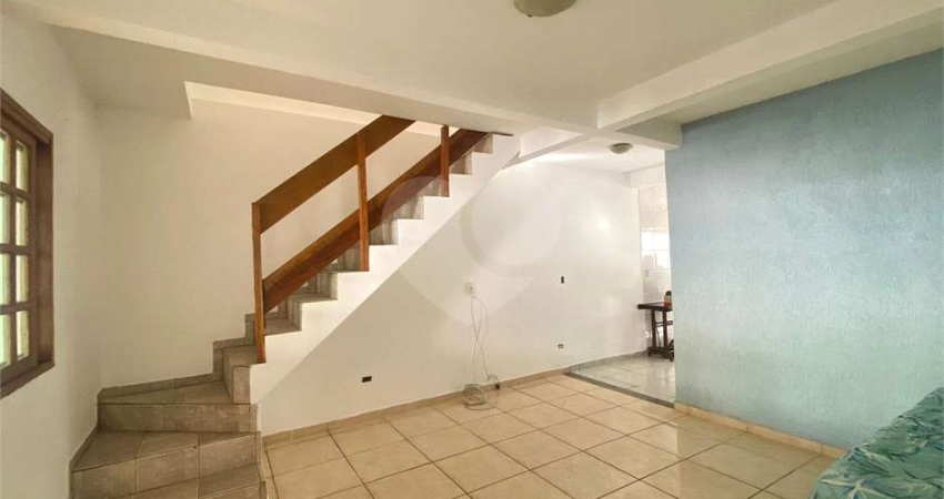 Casa com 3 quartos à venda em Vila Rosália - SP
