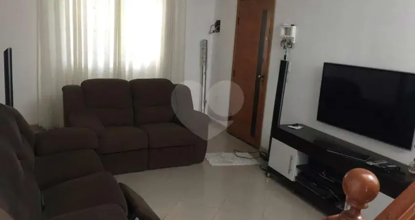 Casa com 2 quartos à venda na Rua Guarani, --, Vila Galvão, Guarulhos