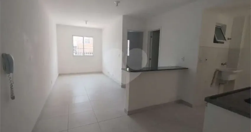 Apartamento para alugar com 1 quarto no condomínio Edificio Jardim Tranquilidade, Guarulhos - SP