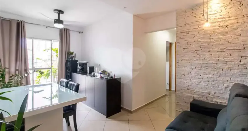 Apartamento à venda com 2 quartos no condomínio Residencial Augusta, Guarulhos - SP