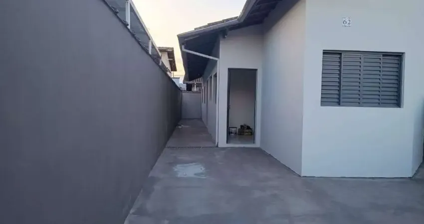 Casa com 3 quartos para alugar no Poiares, Caraguatatuba 