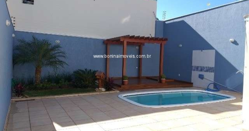 CASA VENDA PERMUTA com piscina aquecida na Colônia Jundiaí