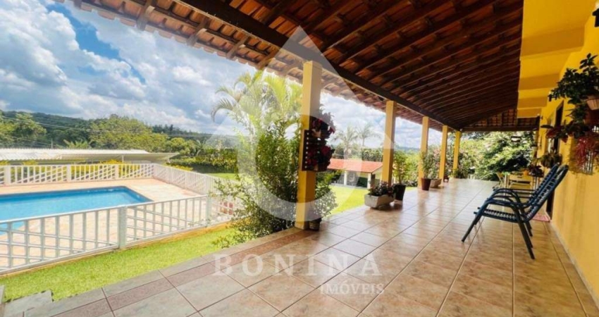 Chácara com 3.490m² no Bairro Medeiros- Com Salão de Festas e Piscina- Venda e Permuta