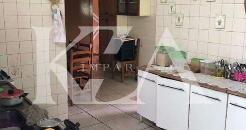 CASA À VENDA NO JARDIM DA FONTE EM JUNDIAÍ! 184M² DE TERRENO.