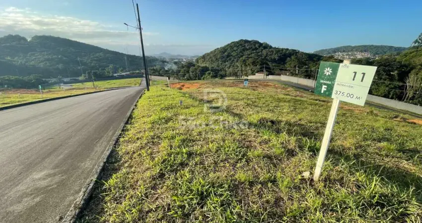 Terreno à venda na Rua Erno Kuehl, 58, Itinga, Joinville