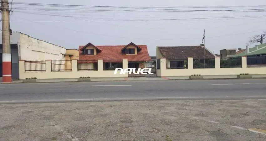 Casa com 4 quartos para alugar na Avenida Prefeito Cirino Adolfo Cabral, Meia Praia, Navegantes