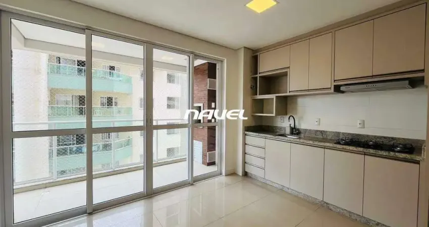 Viva a Poucos Passos do Mar | Apartamento para Locação Anual no Centro de Navegantes