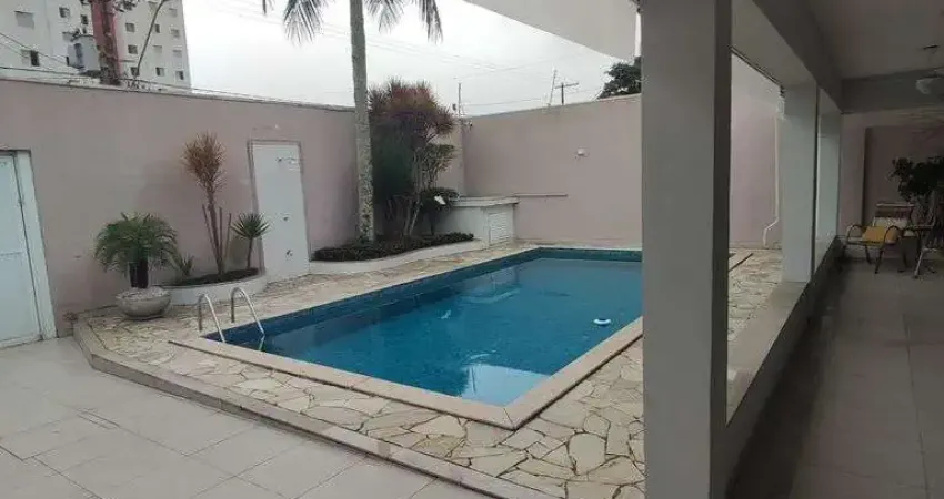 Casa alto padrão mobiliada no canto do forte 3 dorm - piscina - venda ou locação