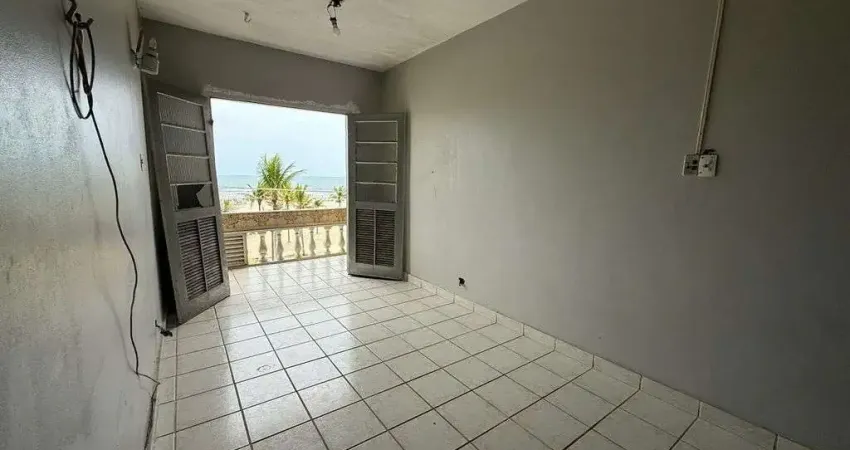 Kitnet frente mar a venda no bairro guilhermina - possui sacada $195 mil