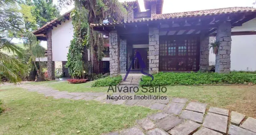Casa com 4 dormitórios à venda, 590 m² por R$ 4.100.000,00 - Fradinhos - Vitória/ES