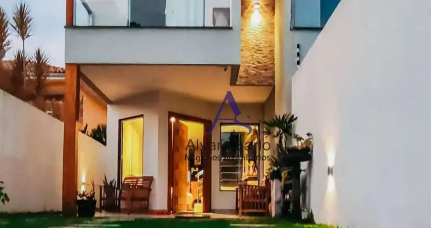Casa com 3 dormitórios à venda, 146 m² por R$ 1.100.000 - Interlagos - Vila Velha/ES