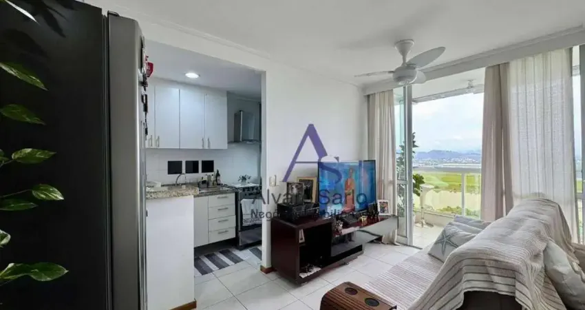 Apartamento com 2 dormitórios à venda, 58 m² por R$ 810.000,00 - Jardim Camburi - Vitória/ES
