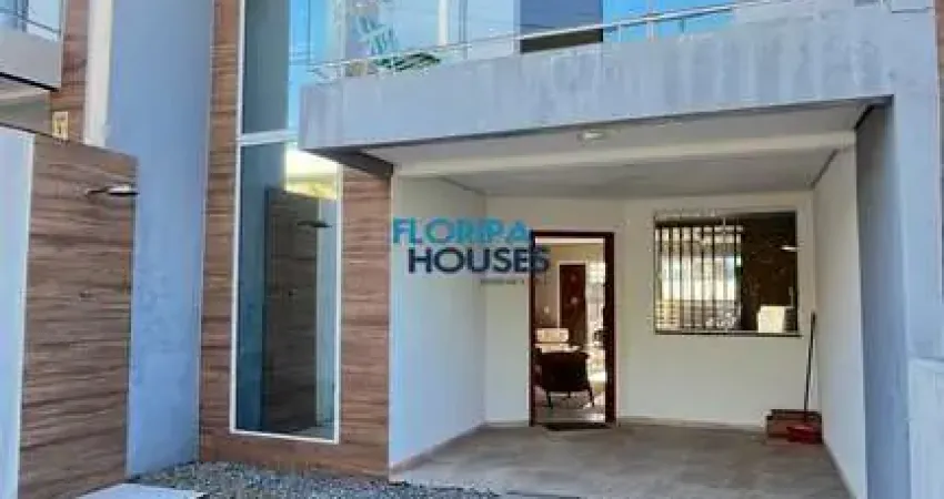 Linda casa construída no conceito super moderno e mobília de fino gosto