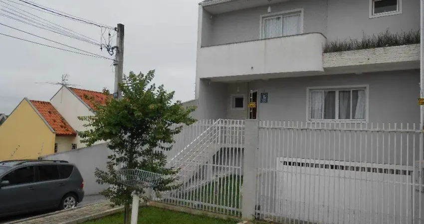 Sobrado com 3 dormitórios para alugar - Bairro Alto - Curitiba/PR