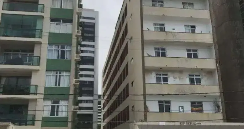 Jean charles/boa viagem: 02 qts, 01 suíte, 01 vaga, beira mar de boa viagem, pé na areia 78m²