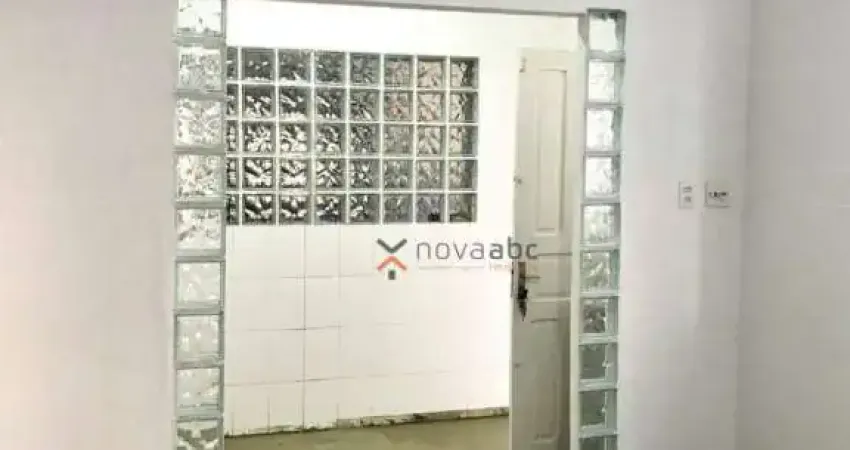 Casa com 3 dormitórios para alugar, 75 m² por R$ 2.650,01/mês - Centro - Santo André/SP