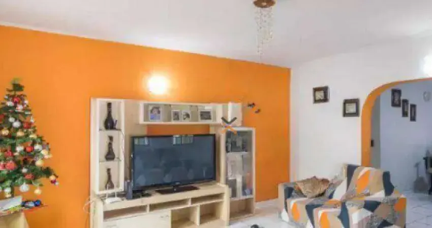 SOBRADO COM 3 DORMITÓRIOS SENDO 2 SUÍTES, 4 BANHEIROS, 3 VAGAS, NA VILA SCARPELLI - SANTO ANDRÉ.