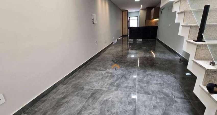 Sobrado com 3 dormitórios à venda, 150 m² por R$ 790.000,00 - Parque Oratório - Santo André/SP
