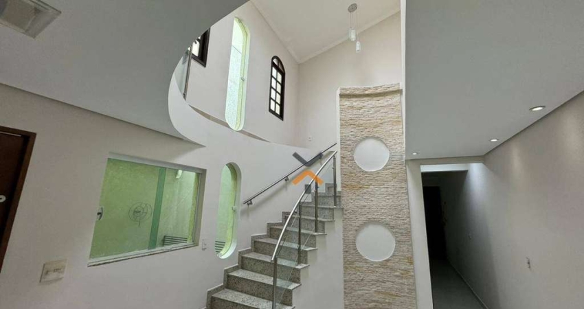 Sobrado com 4 dormitórios à venda, 180 m² por R$ 1.275.000,00 - Vila Pires - Santo André/SP