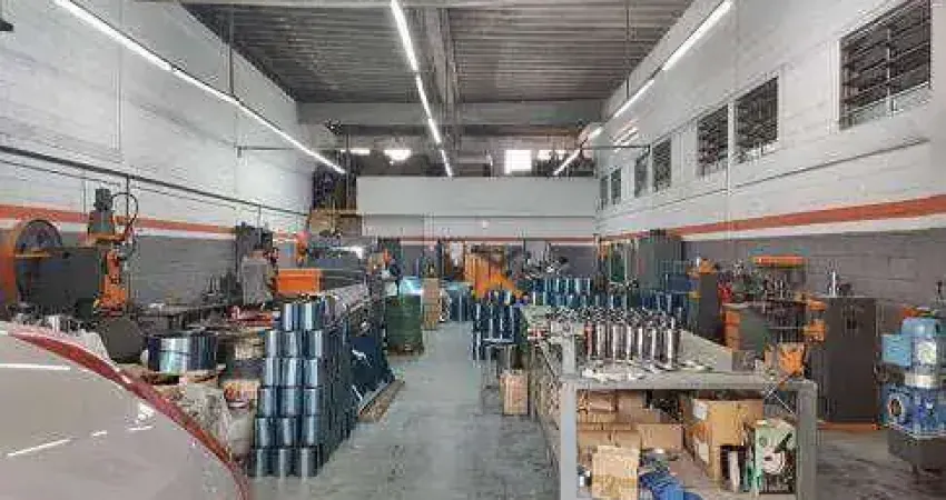 Galpão à venda, 625 m² por R$ 2.500.000,00 - Conceição - Diadema/SP