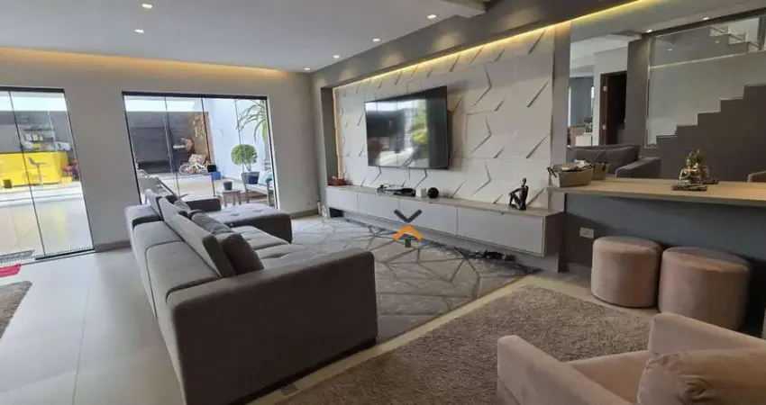 Sobrado com 3 dormitórios à venda, 333 m² por R$ 1.350.000 - Vila Aquilino - Santo André/SP