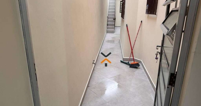 Sobrado com 3 dormitórios à venda, 180 m² por R$ 700.000,00 - Parque Marajoara - Santo André/SP