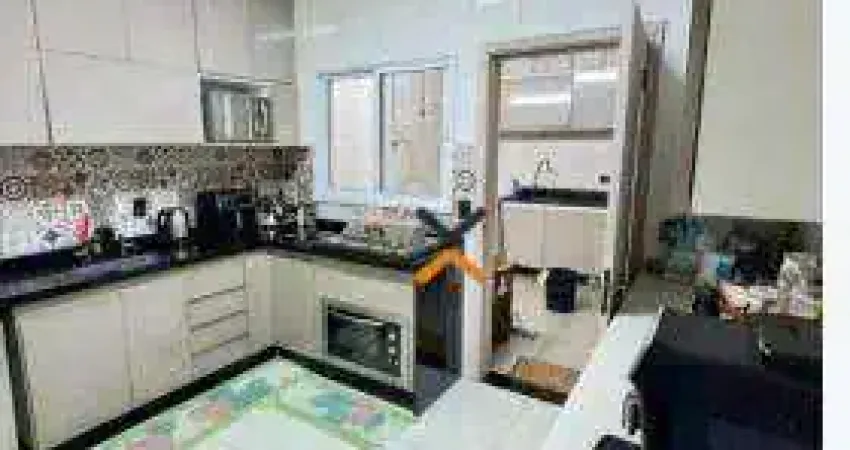 Sobrado com 3 dormitórios à venda, 126 m² por R$ 710.000,00 - Vila Linda - Santo André/SP