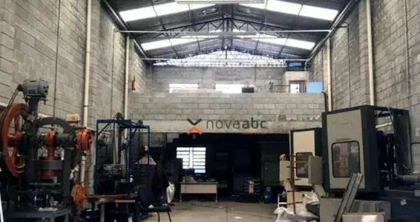 Galpão para alugar, 200 m² por R$ 8.310,00/mês - Santa Teresinha - Santo André/SP
