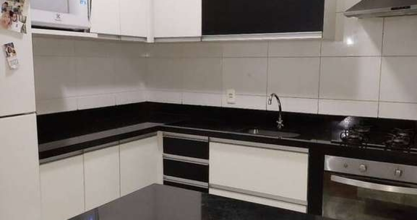 Apartamento com 2 dormitórios sendo 1 suite  Cond. Nações  Barueri