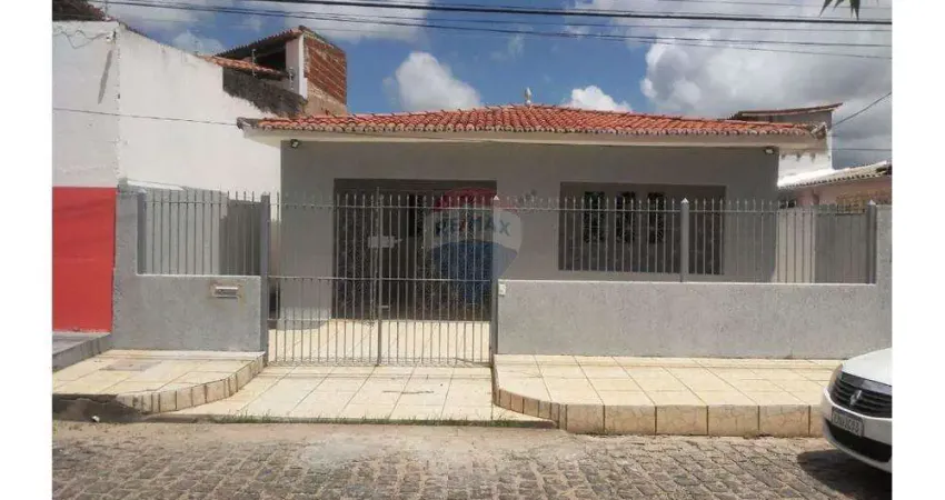 Casa a venda com 3 dormitórios  243 m²  - Potengi - Natal/RN