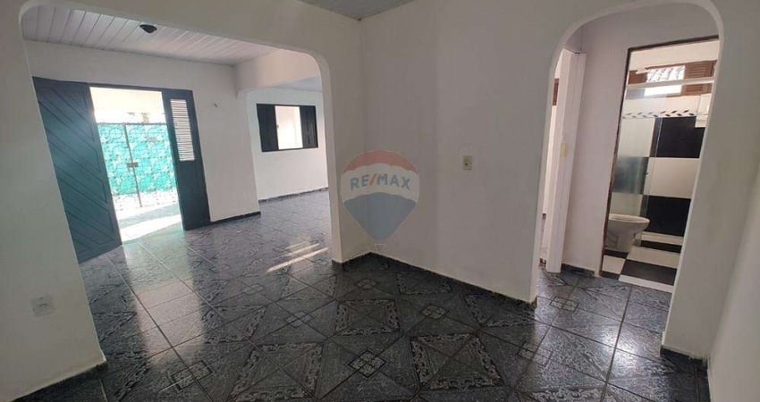 Casa no Potengi - Conj. Santarém - 2 Qtos, 240m², ACEITA FINANCIAMENTO!