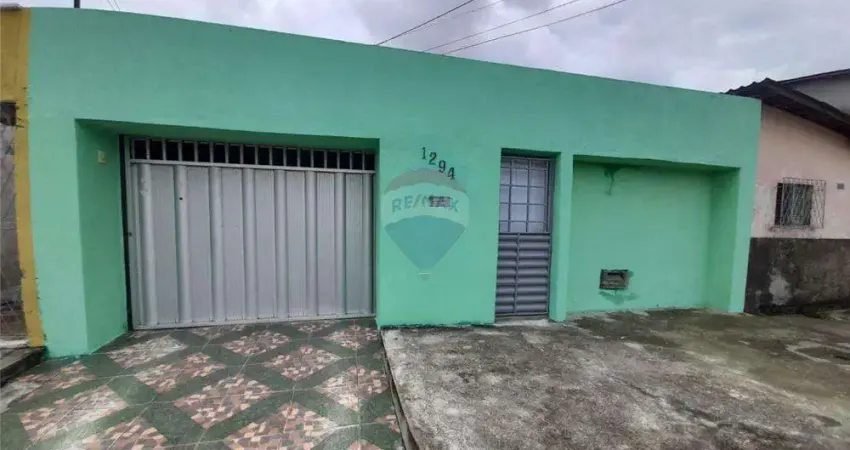 Casa com 4 quartos à venda na Avenida Nila Jales, 1294, Lagoa Azul, Natal