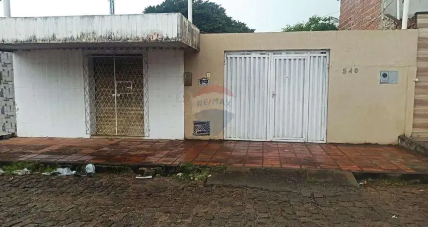 Casa Aluguel em Potengi, Natal: Ótima localização e Espaçosa!