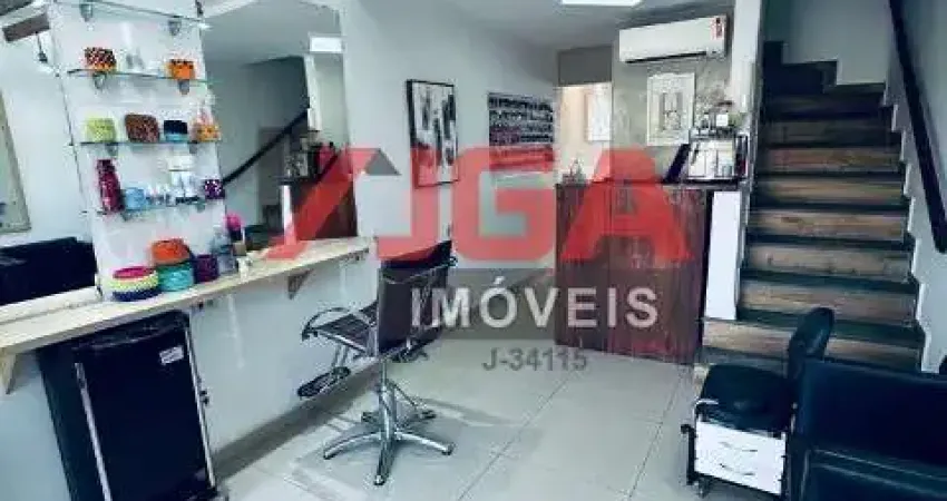 Sobrado todo reformado a venda no Campo Belo, ponto comercial