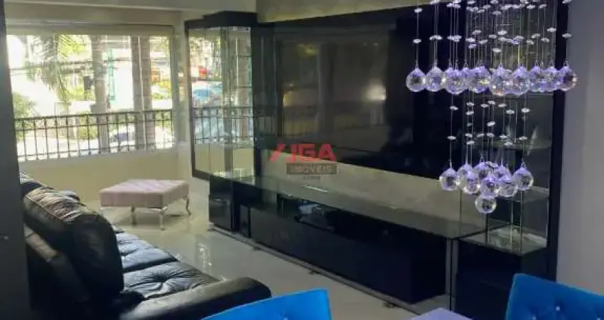 Apartamento a venda na Rua Sócrates