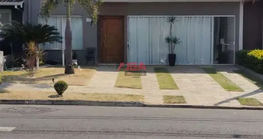 Casa de luxo em condomínio à venda em Paulínia-SP, bairro Cascata! 3 quartos, 1 suíte, 2 salas, 2 banheiros, 2 vagas, 300m².
