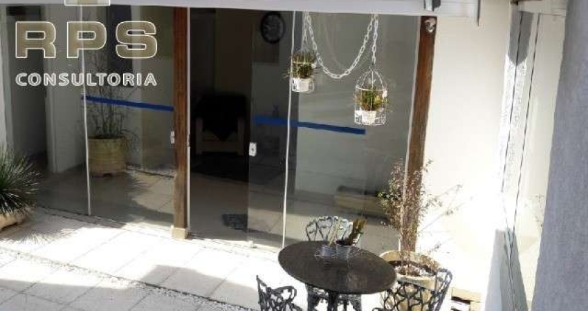 Casa comercial a venda em Atibaia , excelente localização , rua movimentada , 03 dormitórios , bairro Alvinópolis