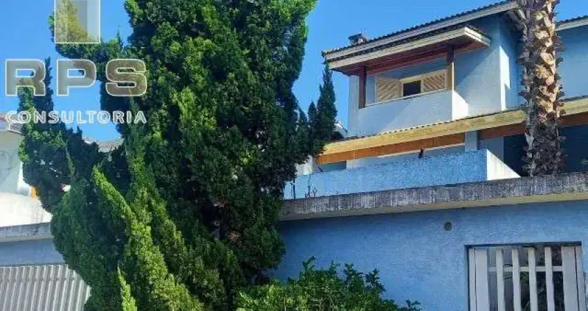 Casa à venda no Jardim do Lago, a preço de oportunidade! São 3 quartos, 3 banheiros, quintal, em rua tranquila e arborizada!