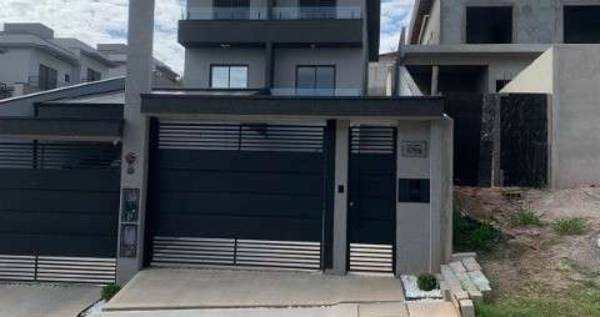 Casa à  venda no Jardim Paulista em atibaia com 3 quartos sendo 1 suite, vaga  para 2 carros, quintal, cozinha integrada, em excelente localizacao