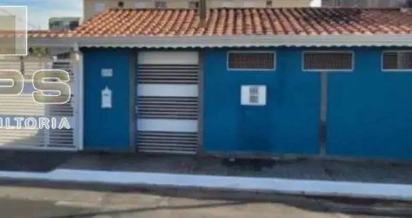 Imóvel no Atibaia Jardim com 01 casa na frente com 03 quartos e 01 casa nos fundos com 02 quartos , sala , cozinha , banheiro , garagem
